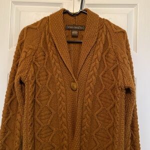 Inis Crafts Ireland sz M 100% Merino wool cardigan cable knit sweater gold